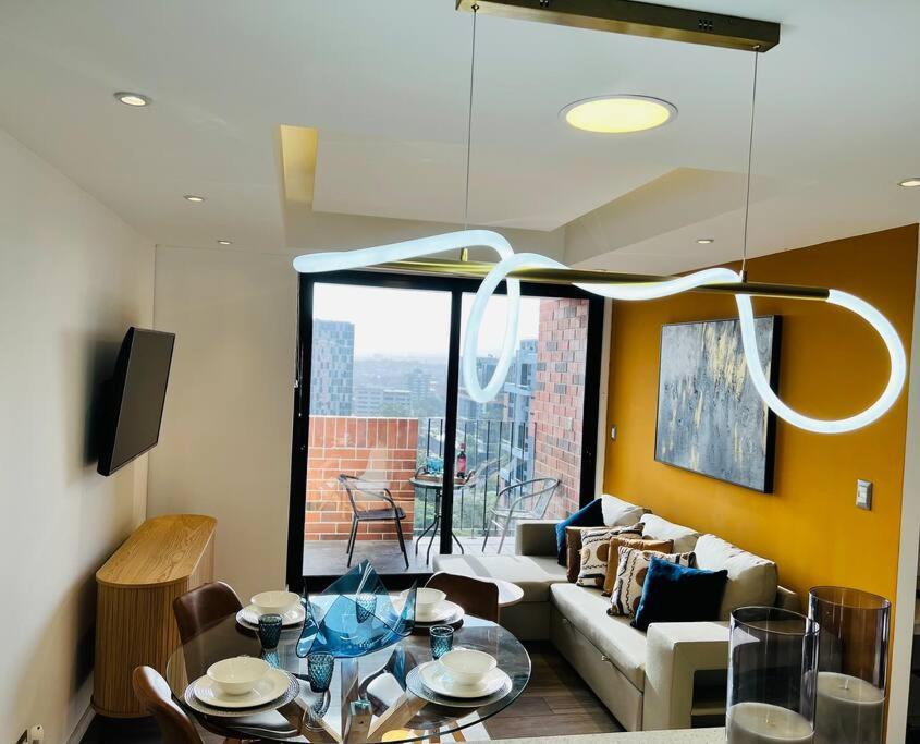 Apartamento 2 Habitaciones, Edificio Airali, Zona 10, Miradolo 과테말라 외부 사진