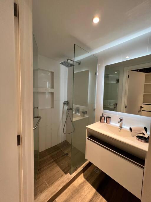 Apartamento 2 Habitaciones, Edificio Airali, Zona 10, Miradolo 과테말라 외부 사진