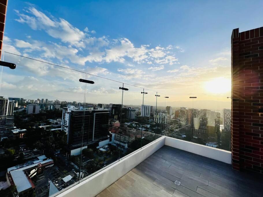 Apartamento 2 Habitaciones, Edificio Airali, Zona 10, Miradolo 과테말라 외부 사진