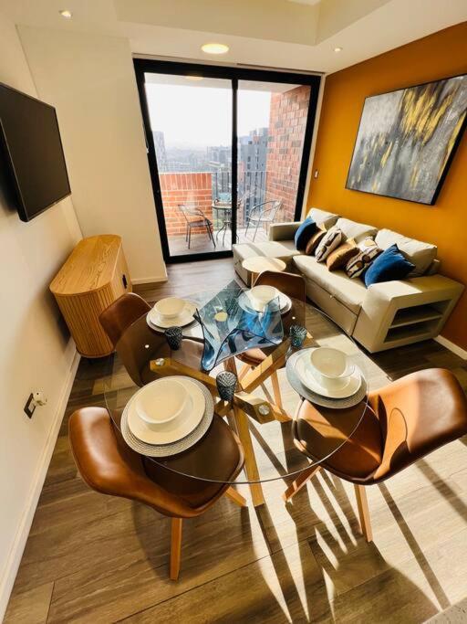 Apartamento 2 Habitaciones, Edificio Airali, Zona 10, Miradolo 과테말라 외부 사진